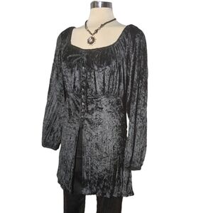 Lechateau Black Velvet Long Sleeve Luxury Designer Size M Grande for Tall people